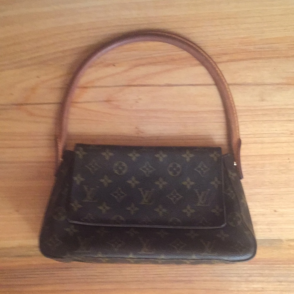 Louis Vuitton Purse